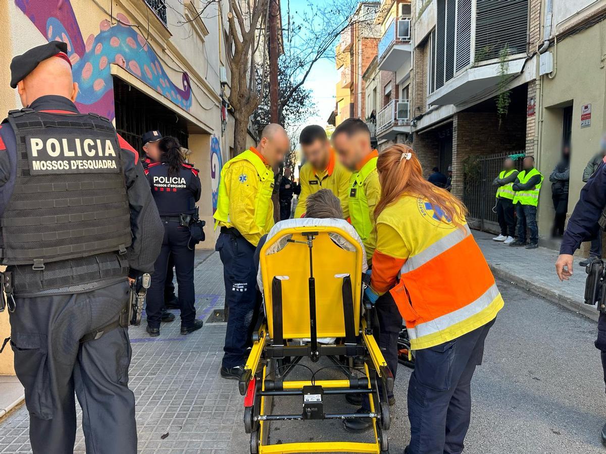 El primero de los okupas del Estudi 9 en ser liberado del bidón de cemento