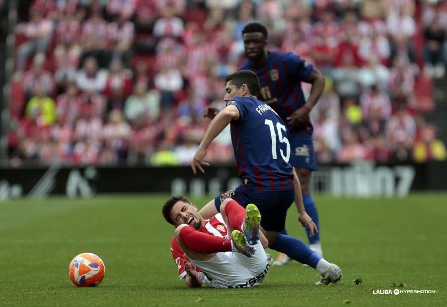 Así fue el partido entre el Sporting y el Eldense