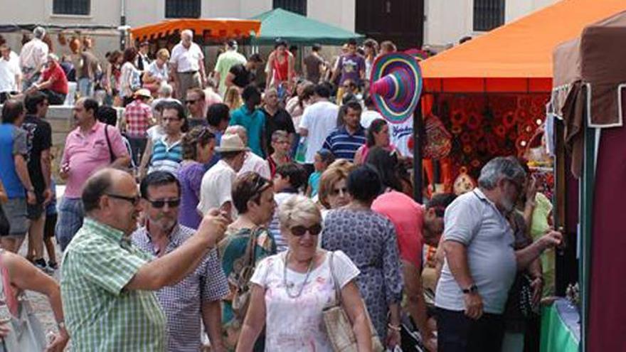 La celebración del Martes Mayor alcanza los 50.000 visitantes