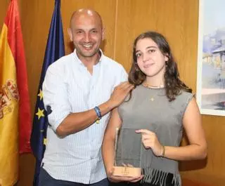 Carla, la porriñesa con la mejor nota de Galicia en la ABAU