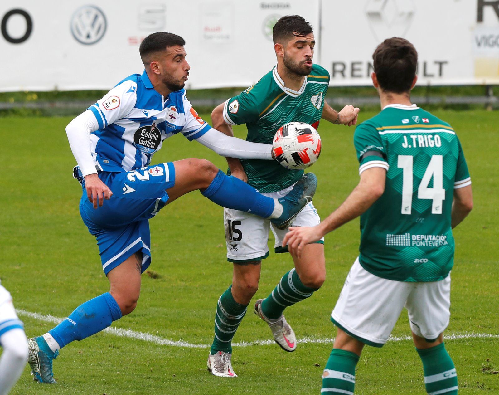 Las imágenes de una victoria histórica: Coruxo 2 - 0 Dépor