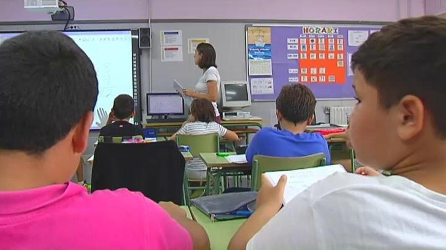 El Gobierno estudia dejar a los padres elegir la lengua vehicular en los colegios catalanes