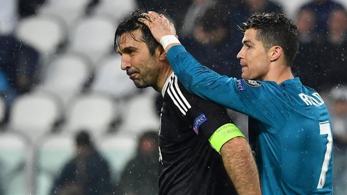 Buffon y Cristiano, defendiendo a Juve y Real Madrid el curso pasado