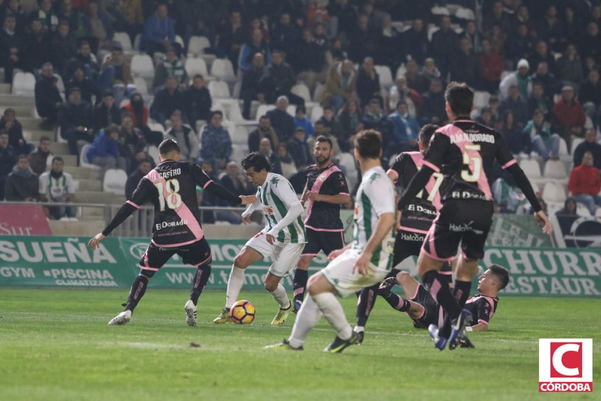 FOTOGALERÍA / El partido de Liga Córdoba-Rayo Vallecano