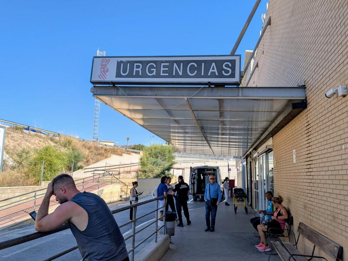 Foto de archivo de usuarios esperando en Urgencias del Hospital de La Vila.