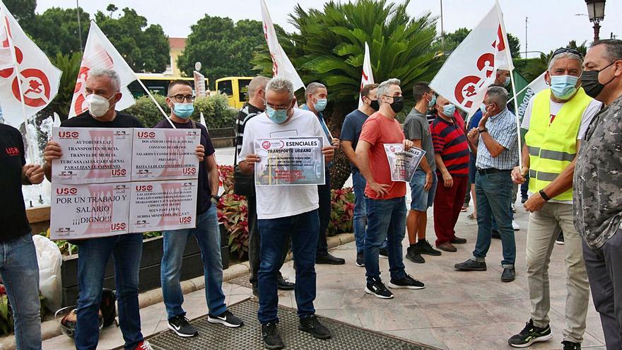 Protesta de los trabajadores  de Latbus