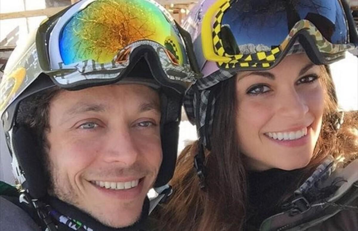 epons33182808 gente 15 03 2016 valentino rossi y linda su novia 160315145650 epons33182808 gente 15 03 2016 valentino rossi y linda su novia 160315145650