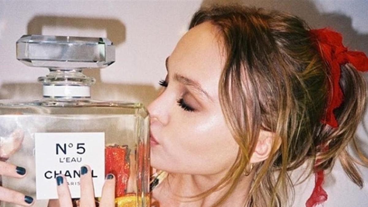 Lily-Rose Depp, nueva chica Chanel