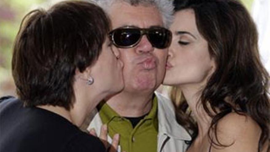 Almodóvar halla en Lanzarote a una sublime Penélope Cruz