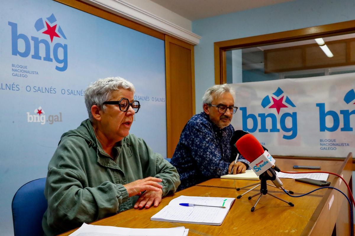 Los concejales del BNG de Vilagarcía en una comparecencia.