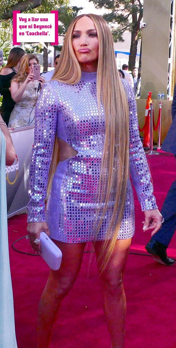 Jennifer López en la alfombra roja de los 'Billboard Music Awards'