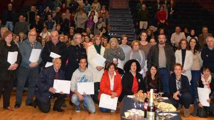Los participantes en la clausura del programa Tempo de Lecer. // D.P.