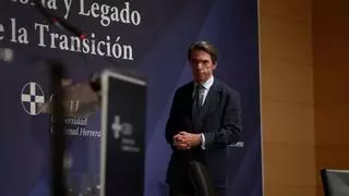 Aznar defiende las leyes de concordia y acusa a la izquierda de "volver a la dinámica de la guerra civil"