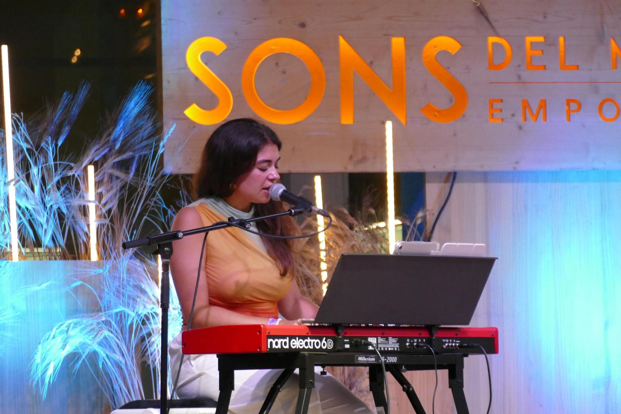 Roses es rendeix davant Rosario Flores a Sons del Món