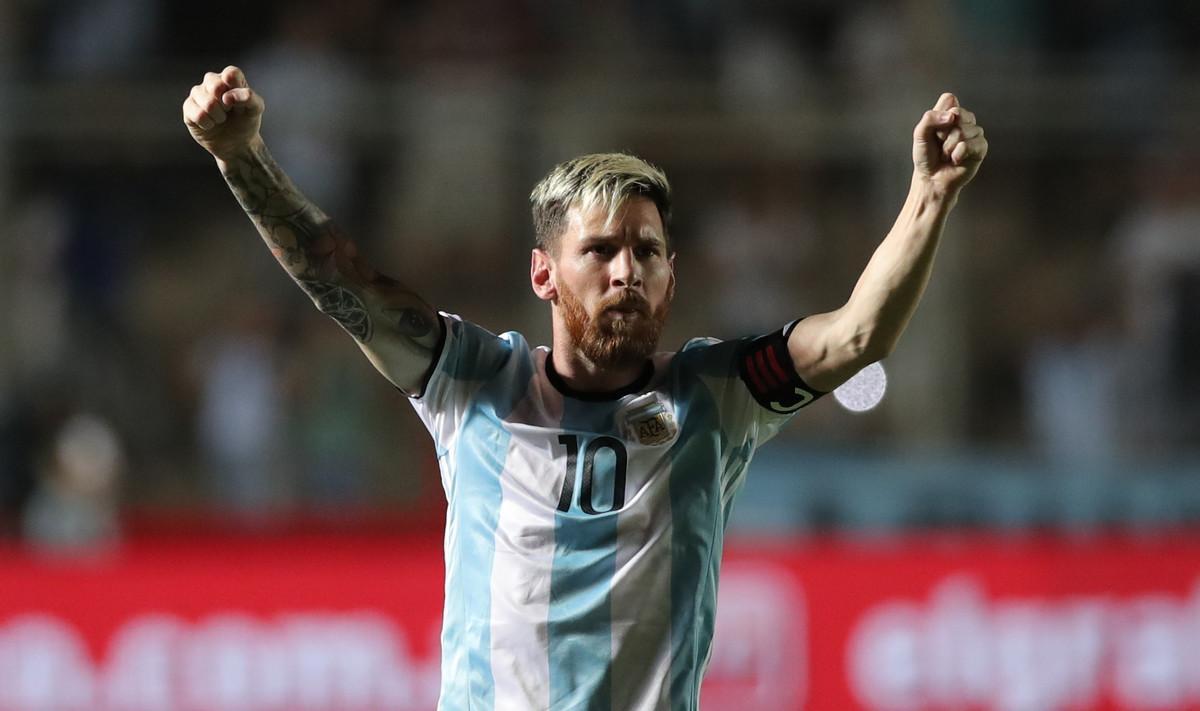 Messi celebra el gol que ha anotat contra Colombia.