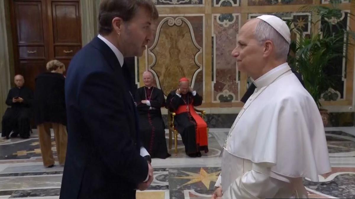 Albert Serra en l'audiència amb el papa Lleó XIV al Vaticà.