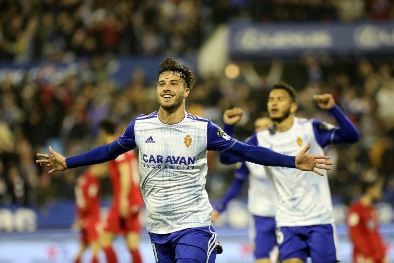 Partido entre el Real Zaragoza y el Fuenlabrada