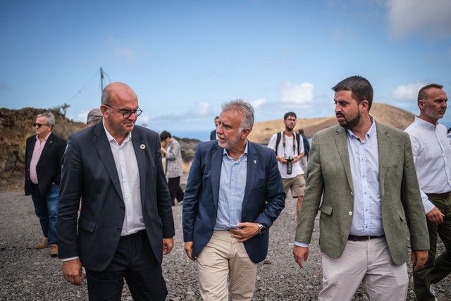 Inauguración carretera que atraviesa las coladas de La Palma "La puerta del futuro"