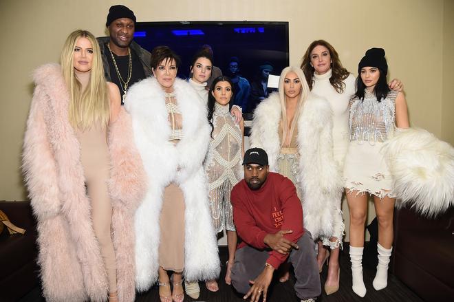 Las Kardashian junto a Lamar Odom y Kanye West