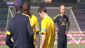 El Barça s’entrena pensant en l’assalt a la Lliga.