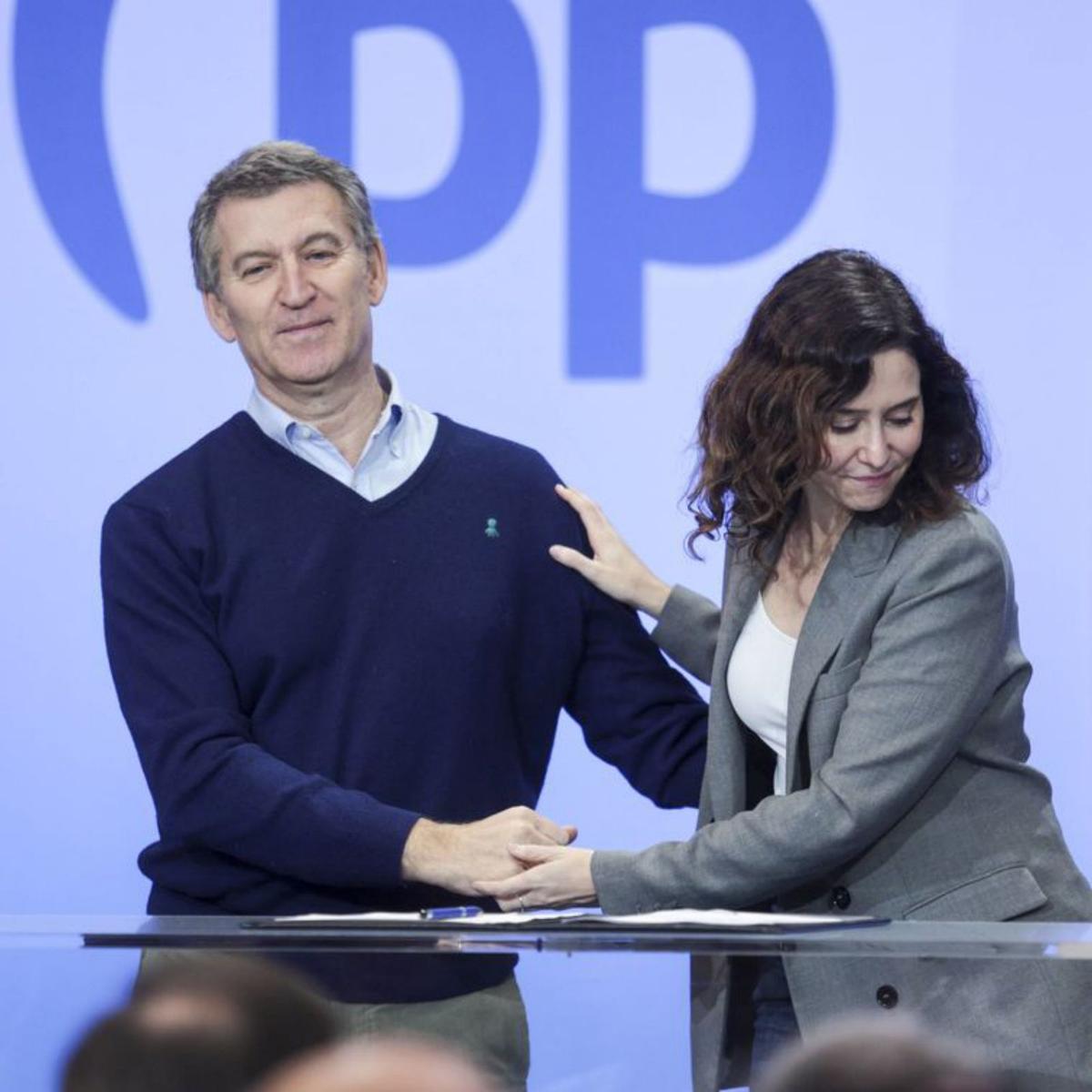 Ayuso i Feijóo, de campanya (per separat) Ayuso i Feijóo, de campanya (per separat)