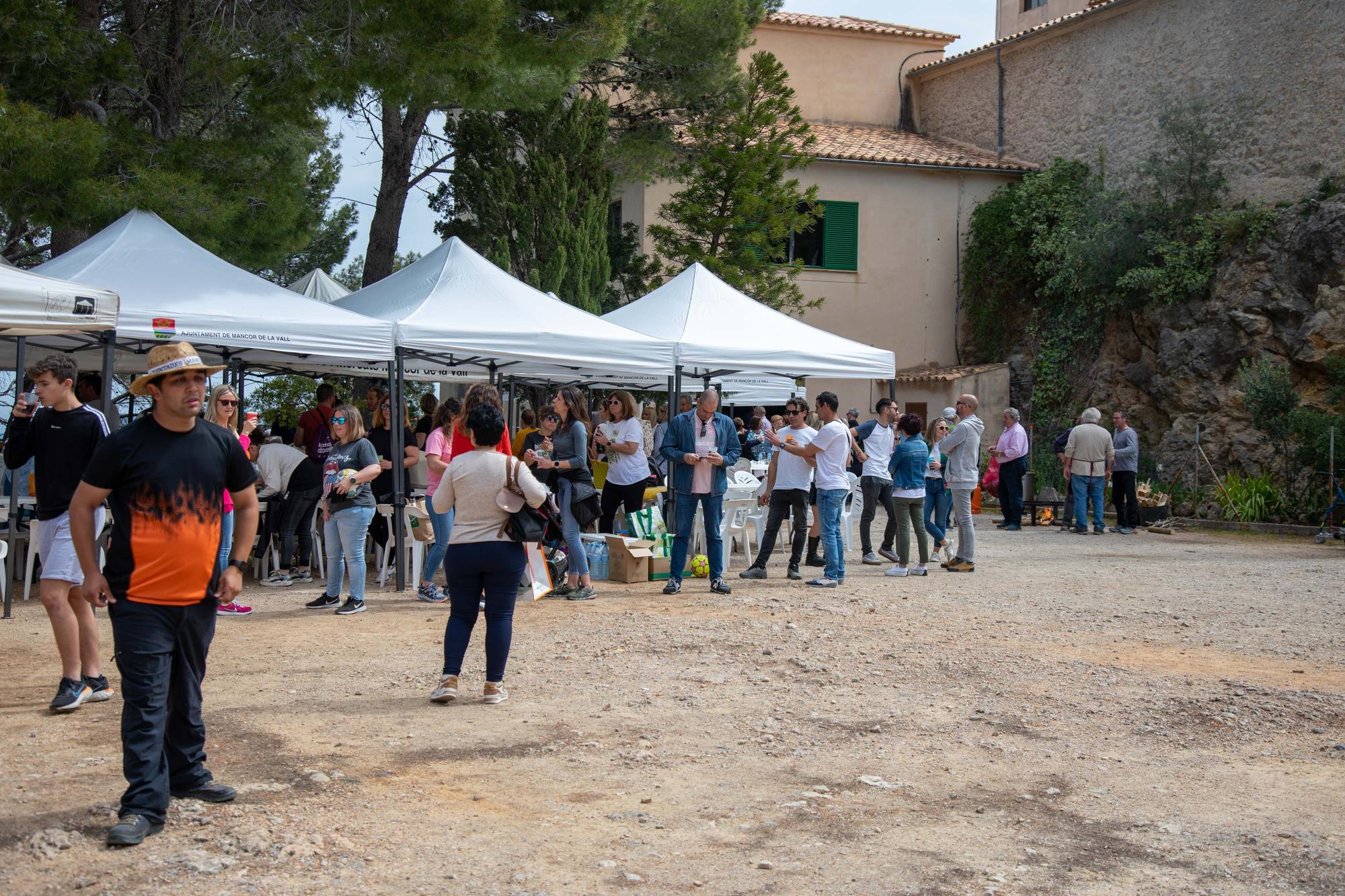 Los ‘pancaritats’ ponen la guinda a la Semana Santa