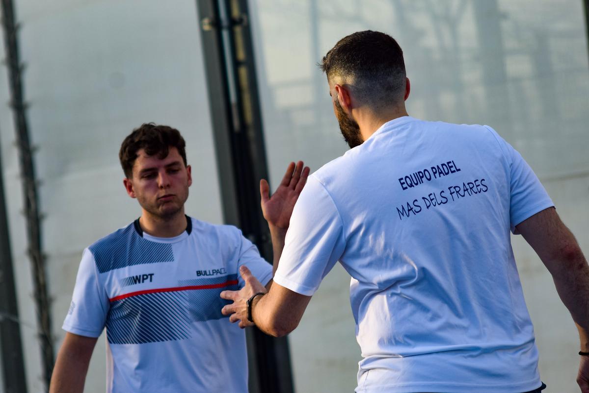 Concentración máxima en el partido eliminatorio de Mas dels Frares.