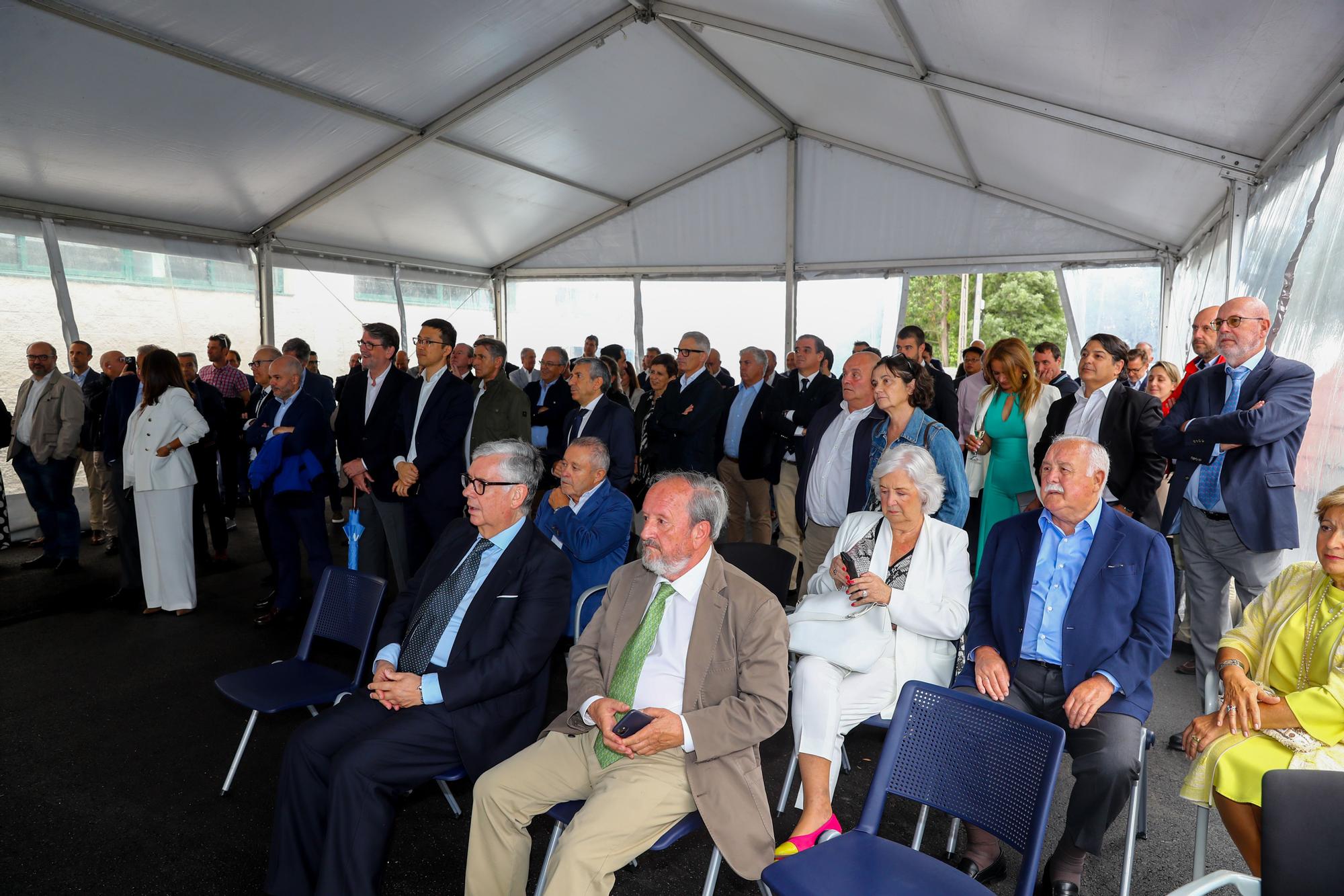 Así se presentó en O Grove la planta de producción de aceite de atún que se enviará a Japón.