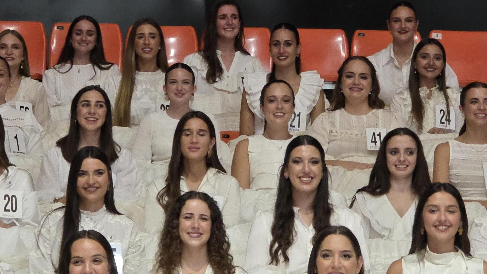Asi ha sido el ensayo de la elección de candidatas a Falleras Mayores de València 2026