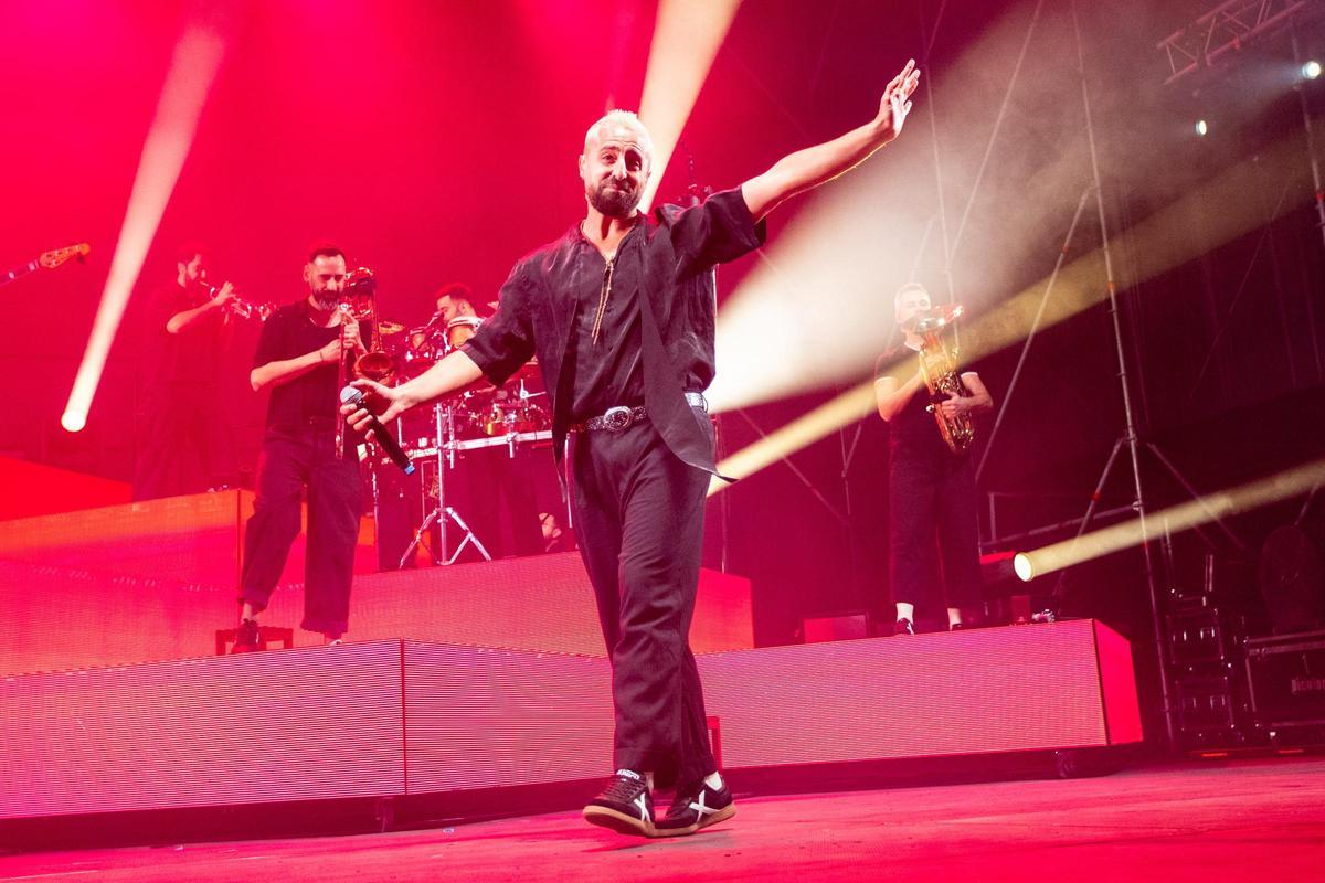 La Fúmiga arranca la gira “L'últim abraç” en Alicante