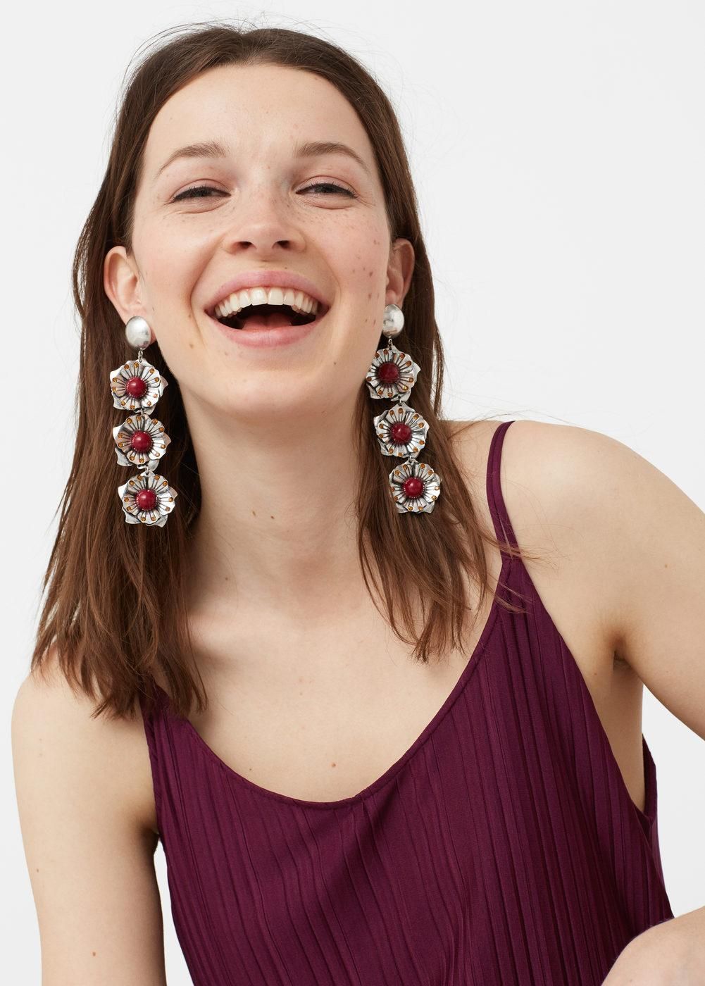 Vestidos para una noche de verano, plisado de Mango