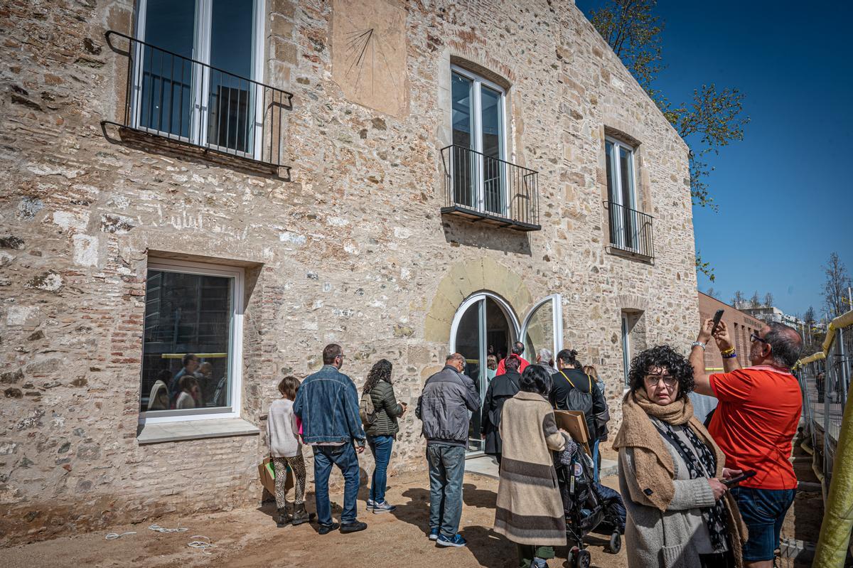 Fiesta de la arquitectura en la masía de Can Valent de Barcelona, tras su rehabilitación.