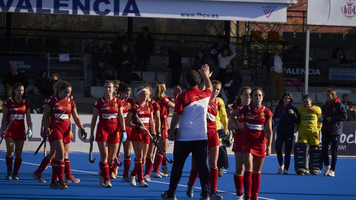 La selección celebra la victoria
