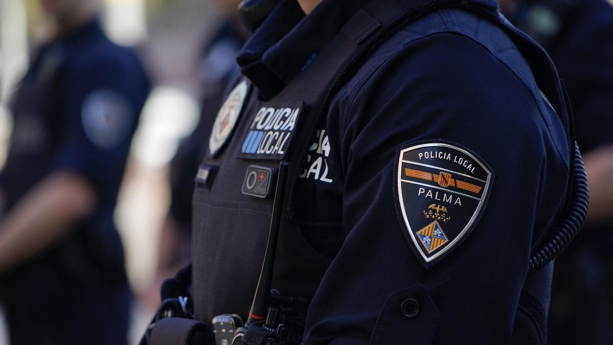 La incorporación de este nuevo equipamiento mejorará la protección de los efectivos de la Policía Local mediante material actualizado.