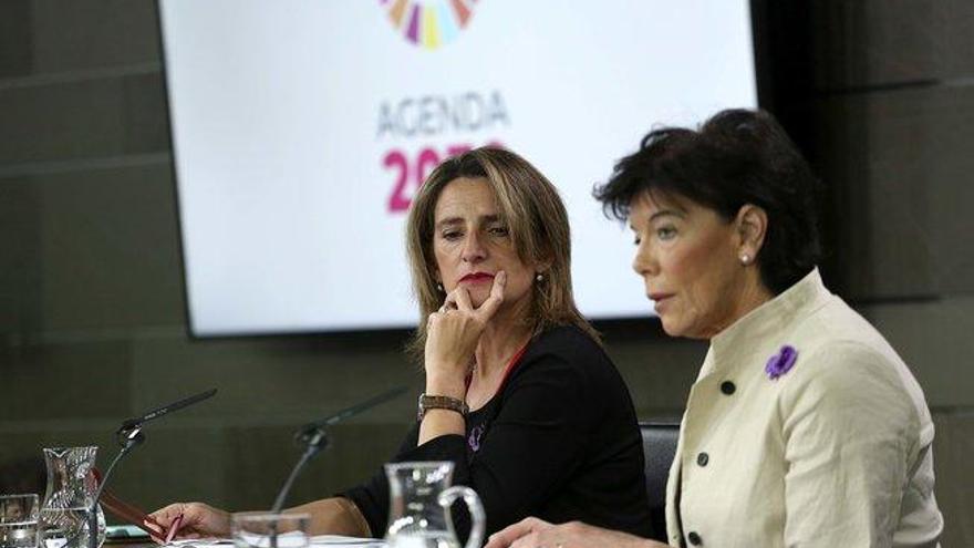 El Gobierno ofrece más dinero a las renovables para evitar sus pleitos