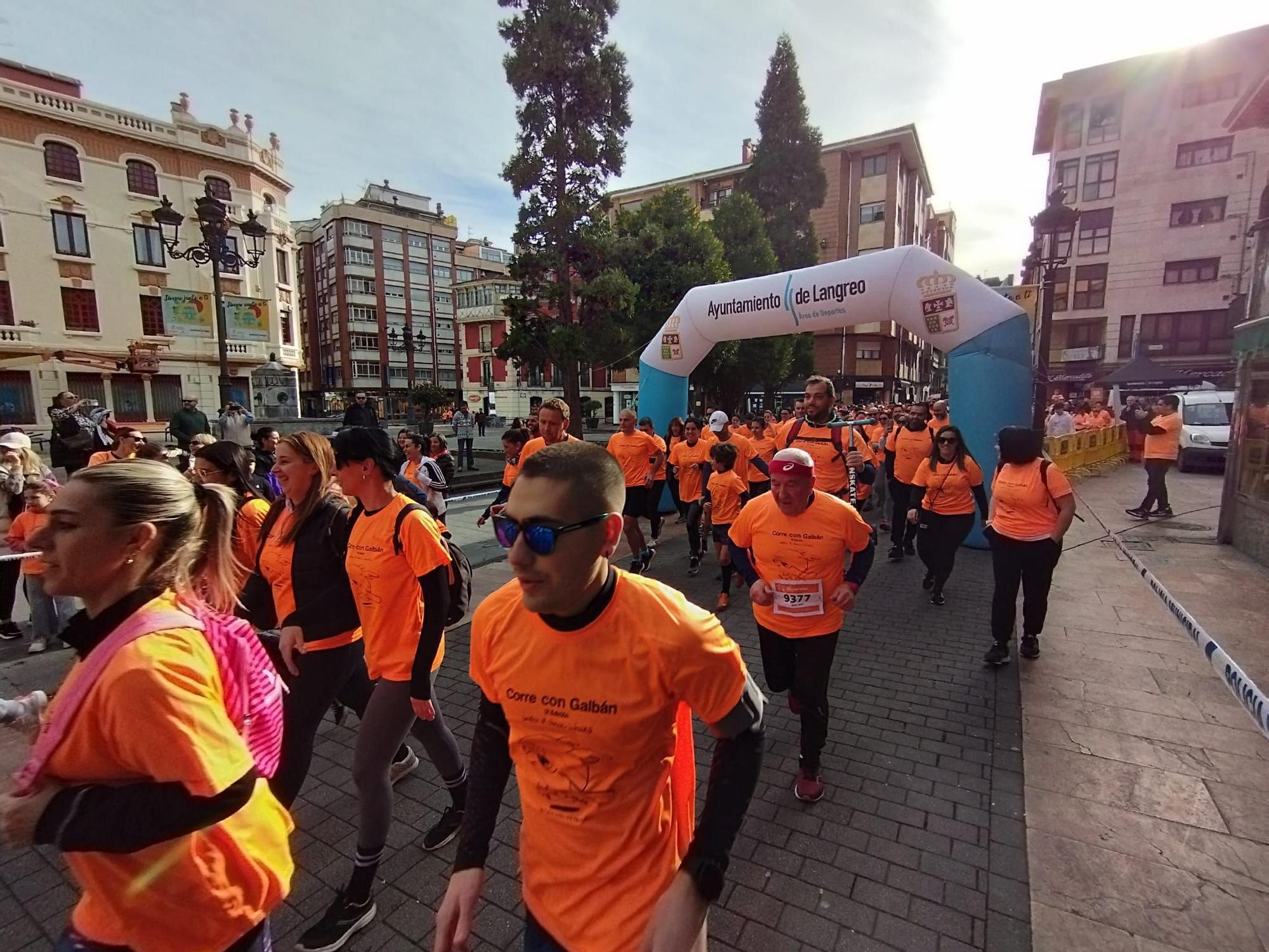 Las carreras contra el cáncer infantil reúnen a cientos de personas en las Cuencas