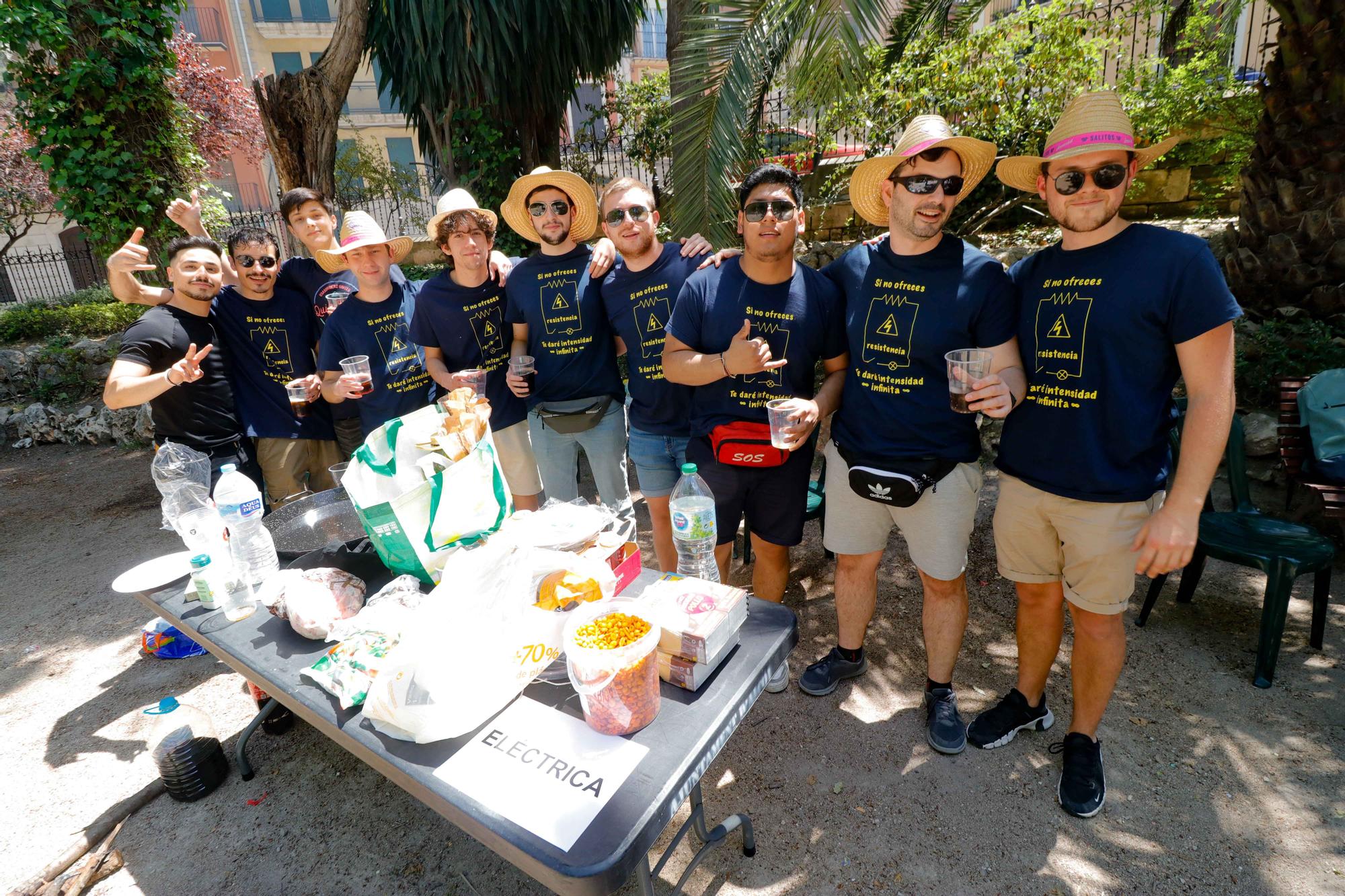 El Campus de Alcoy de la UPV recupera su fiesta de "las paellas"