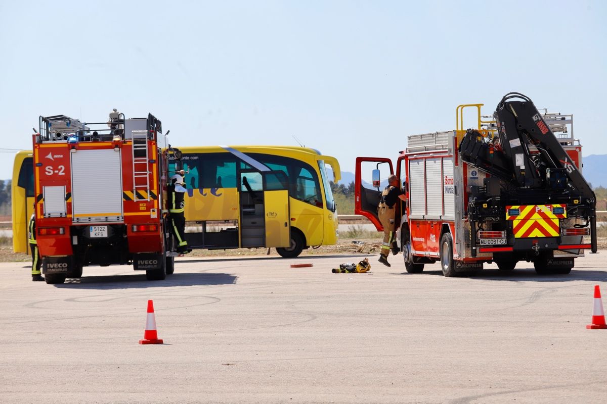 Así ha sido el simulacro de accidente aéreo en Murcia