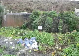 El Puerto y el Concello de Arteixo pactan una inversión de dos millones para evitar los vertidos en Suevos