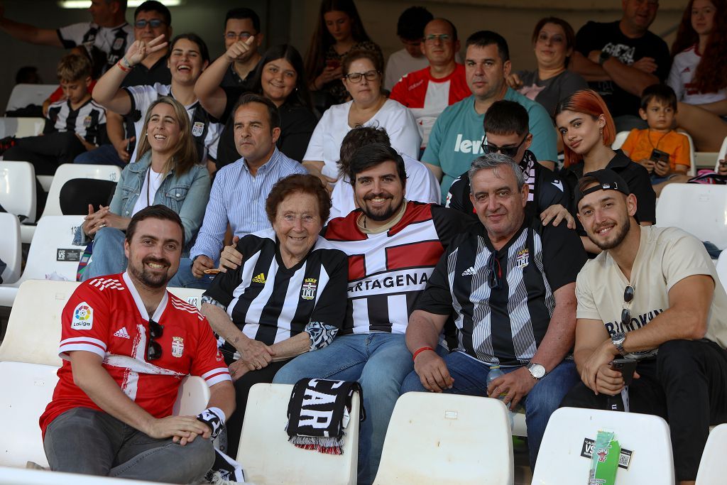 Todas las imágenes del partido ante el Huesca del FC Cartagena