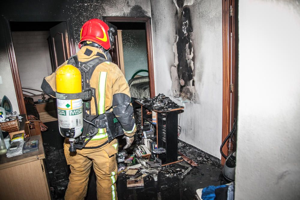 Incendio en una vivienda en el barrio de Batoy