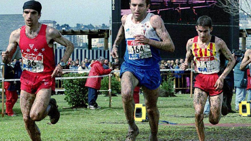 Imagen del Campeonato de España de cross disputado en O Burgo en 2001. / loc