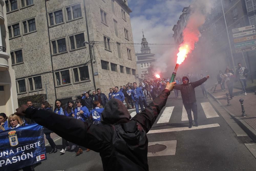 El oviedismo tiñe Lugo de azul