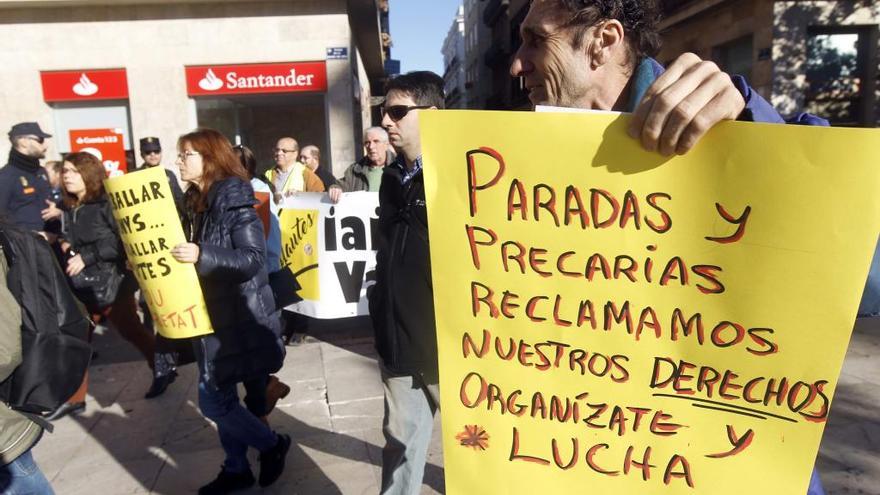 Manifestación en Valencia contra la precariedad.