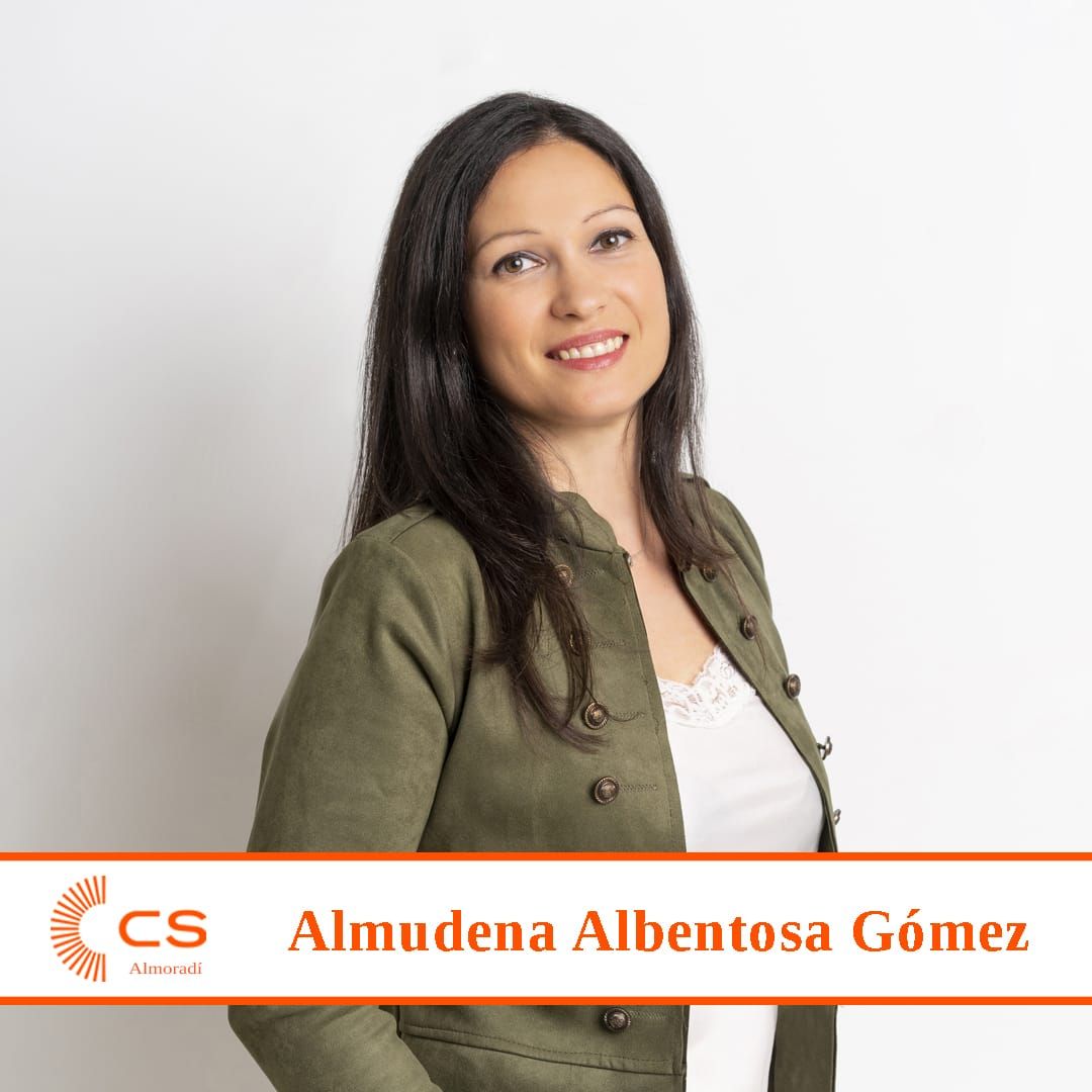 Almudena Albentosa, candidata a la alcaldía de Almoradí por Ciudadanos.