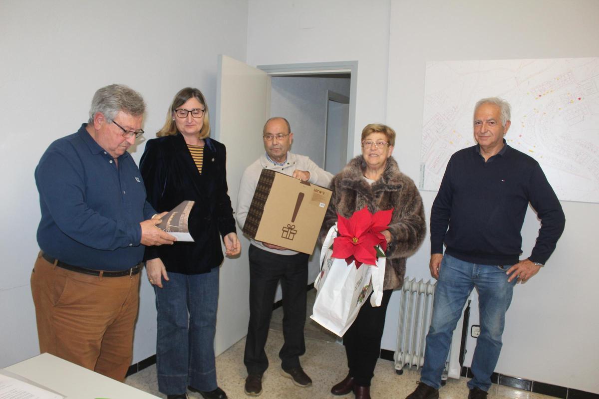 L'Olivar Gran de Figueres lliura els premis del concurs d'enllumenats nadalencs L'Olivar Gran de Figueres lliura els premis del concurs d'enllumenats nadalencs