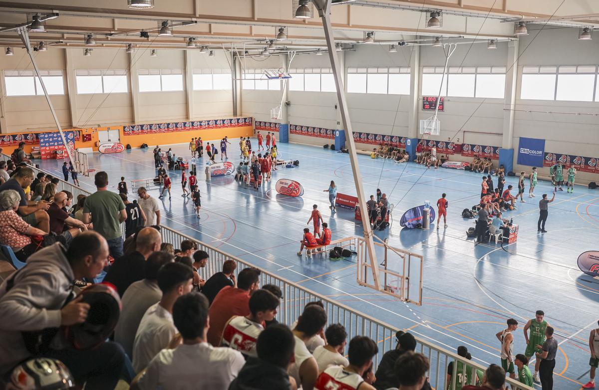 El III Campeonato U17 3×3, que se disputó en Manises, contó con la participación de un total de 38 clubes de la Comunitat Valenciana..