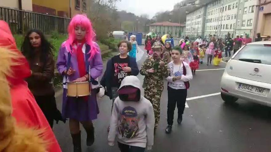 El carnaval del Colegio Público de Rioturbio