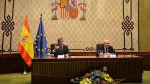 Momento de la conferencia impartida por el presidente del TJUE, Koen Lenaerts, en el Tribunal Constitucional.