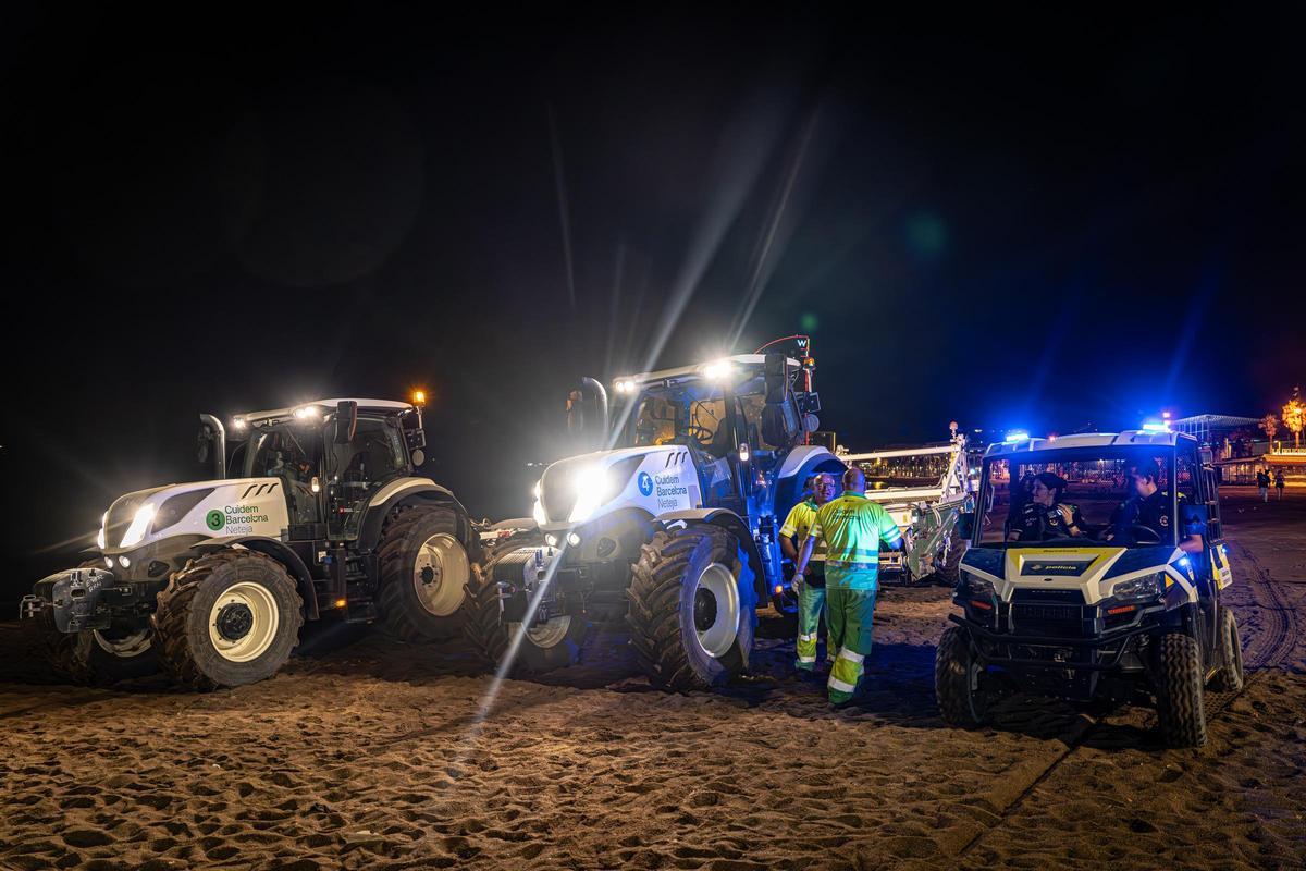 Refugio nocturno: Barcelona se refresca y descansa en sus playas durante las noches calurosas